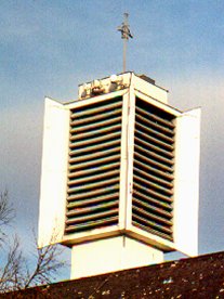 Andreaskirche - Turm mit Richtfunkantennen