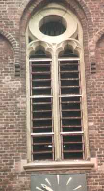St. Maternus - Glockenschallfenster